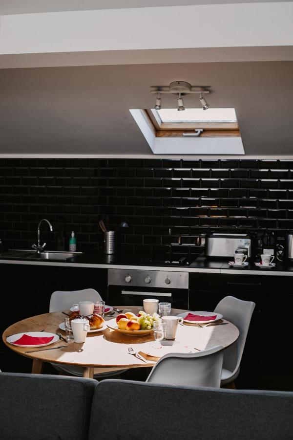 Beautiful Apartments In Porte De Namur Brussel Bagian luar foto